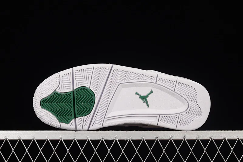 All categories Air Jordan Jordan series basketball shoes Air Jordan 4 F version Air Jordan 4 "Pine Green" AJ4 Joe 4 white and green first layer genuine label CT8527-113